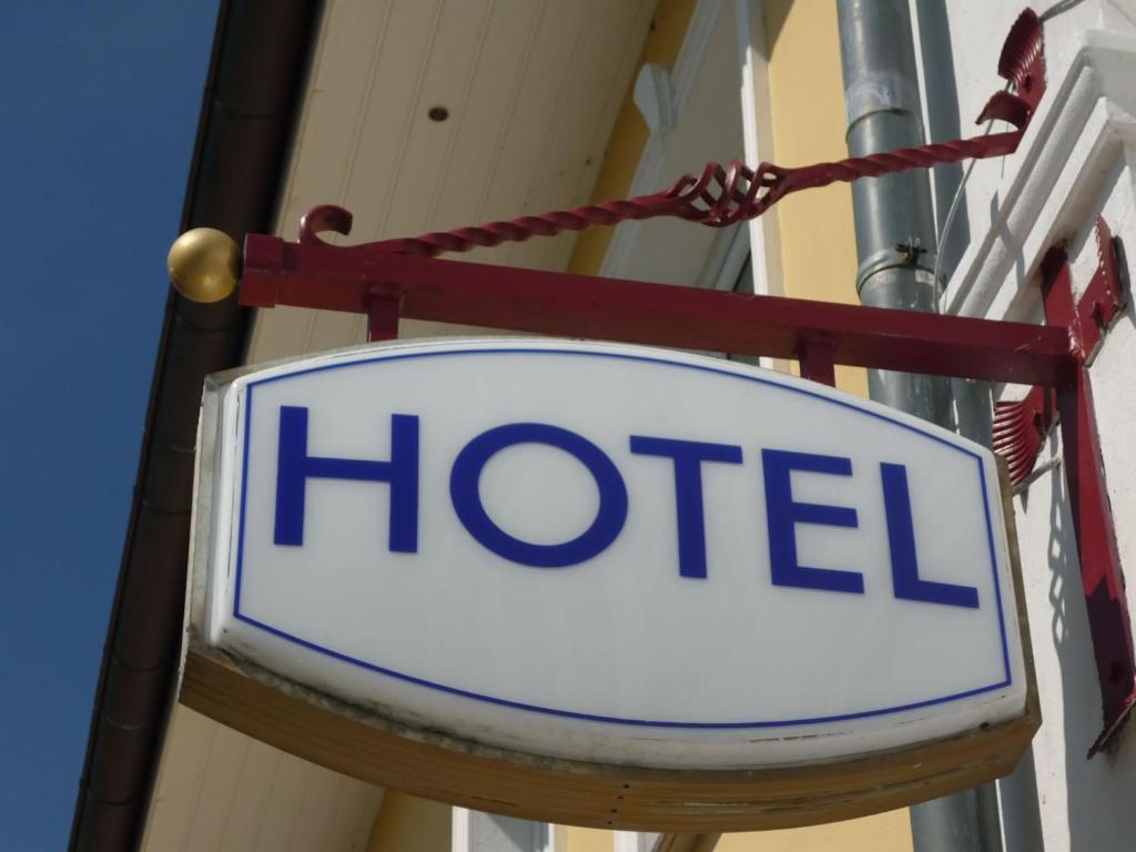 Hotel Perle Am Bodden Ribnitz-Damgarten Exterior photo